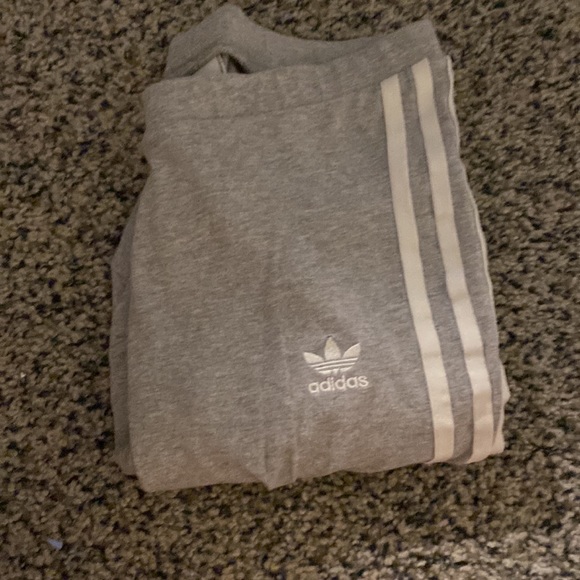 Grey adidas leggings - Picture 2 of 2